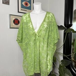 Urban Outfitters Women's Green Lace Kimono